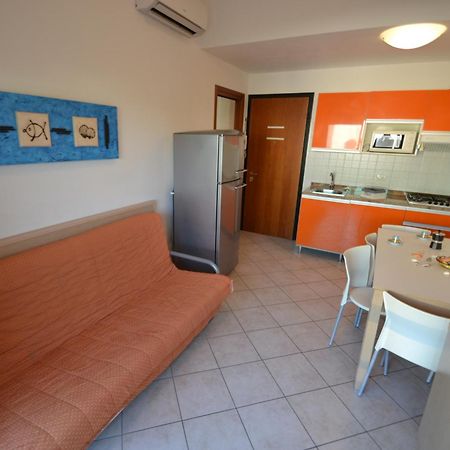 Horizon Apartment Бибионе Екстериор снимка